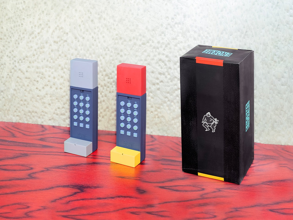 Enorme Telephone 1985